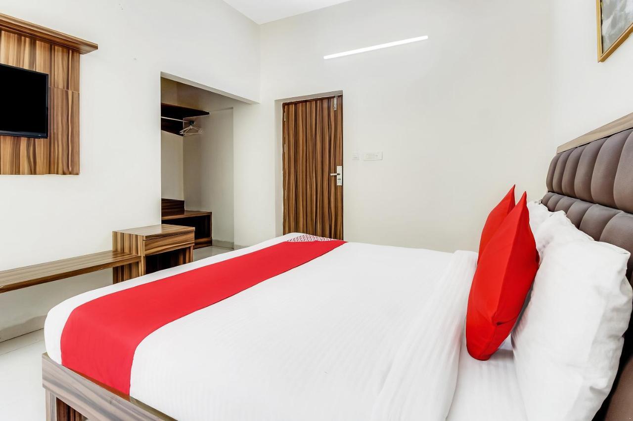 Oyo 10213 Hotel Panache マトゥラー エクステリア 写真