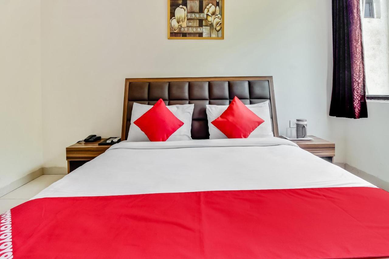 Oyo 10213 Hotel Panache マトゥラー エクステリア 写真