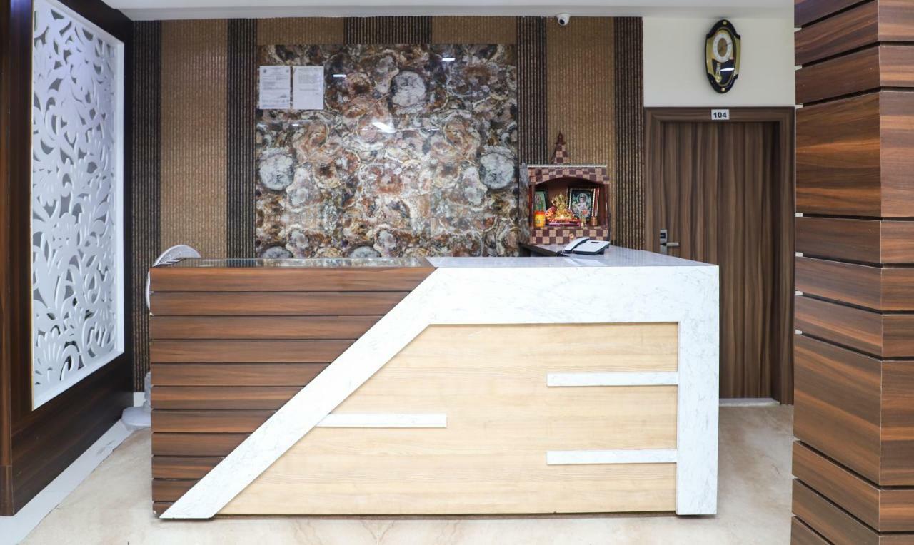 Oyo 10213 Hotel Panache マトゥラー エクステリア 写真